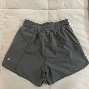 Lululemon black high-rise lined short 5”